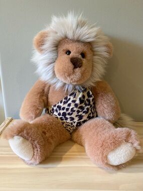 LIKE NEW Vintage Gund Plush Lion ‘Tarz’ with Cream Mane and Leopard-Print Outfit